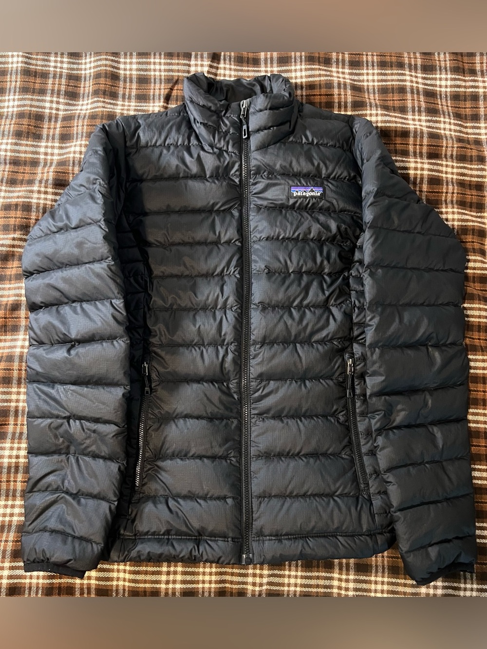 Patagonia Black Women's Quilted 800-Fill Goose Down Sweater Puffer Jacket $279